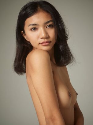 Yolanda in Fine Art Nudes. Эскиз 2